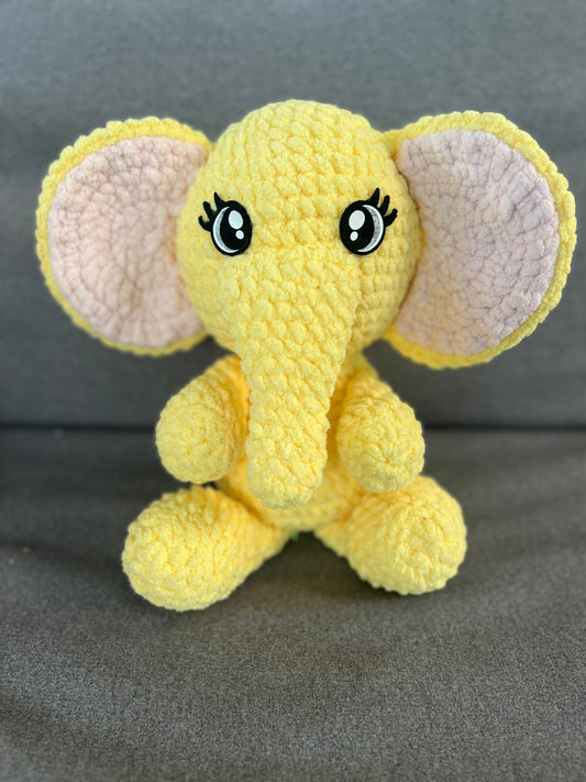 Sparkly crochet elephant
