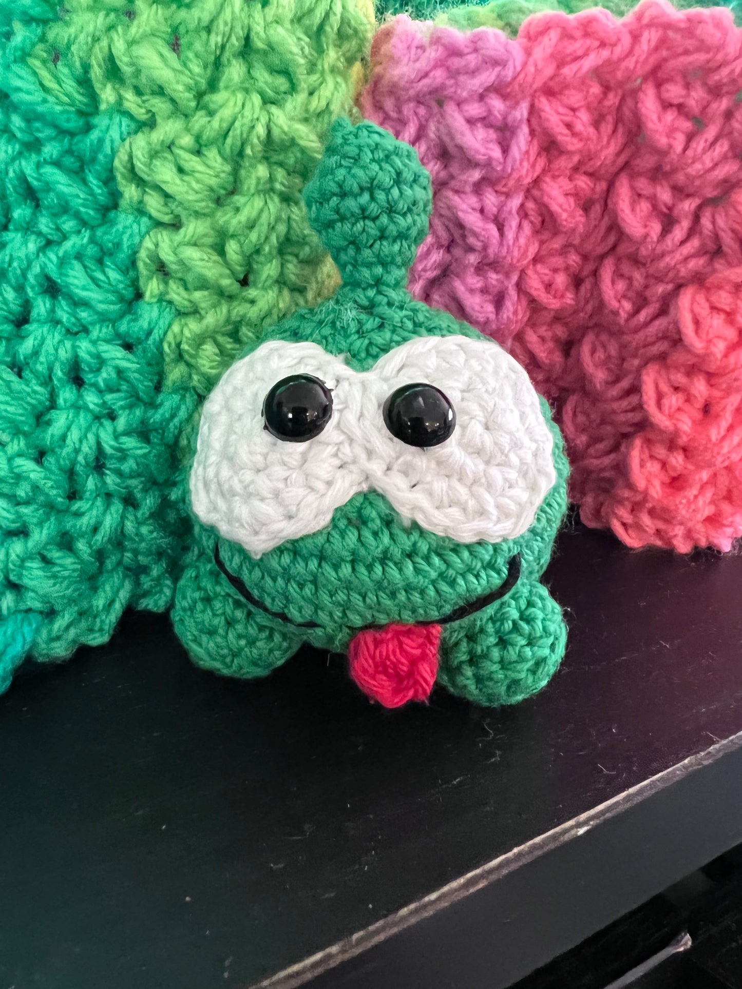 Crochet glow in the dark alien key chain