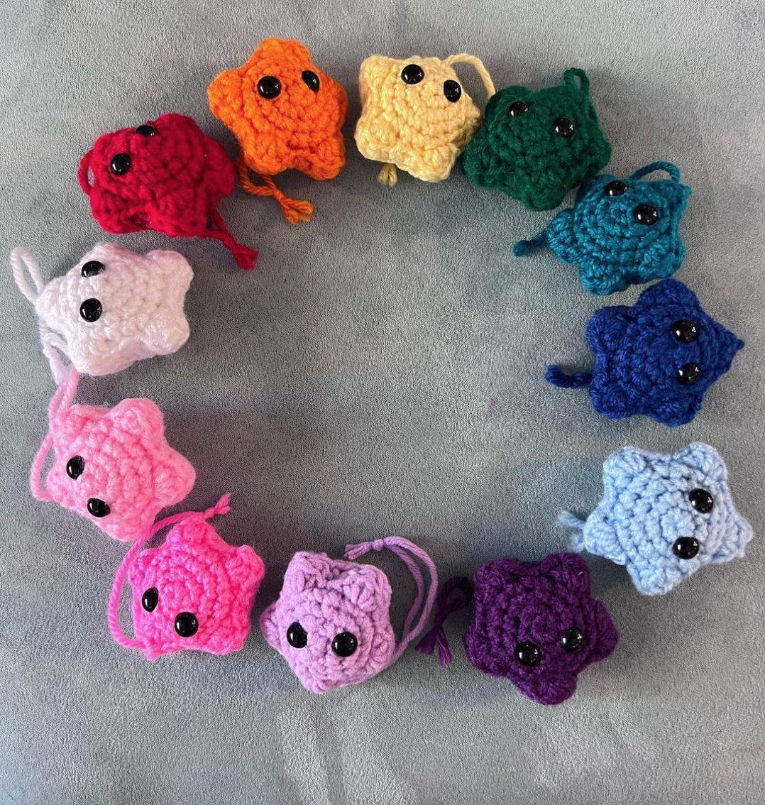 5 Mini crochet star ornaments